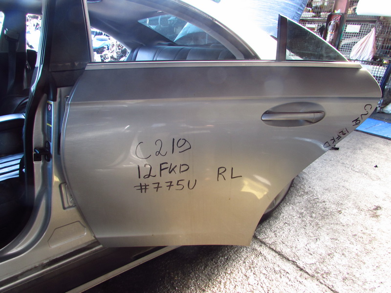 Дверь Mercedes-benz Cls-class C219