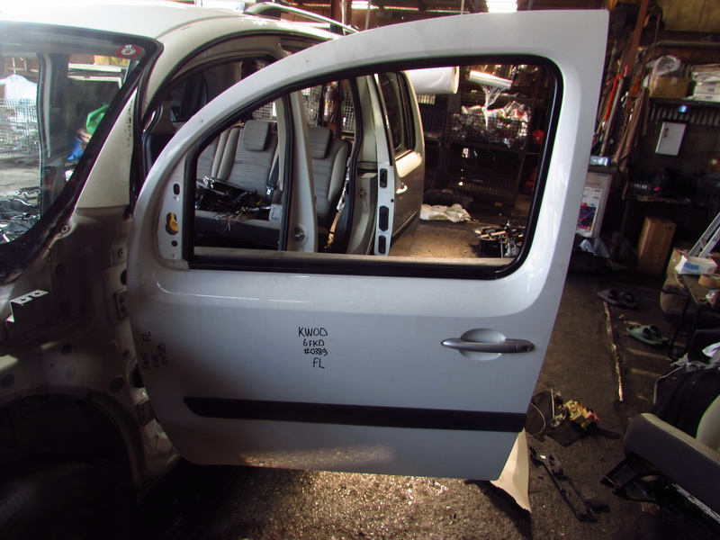 Дверь Renault Kangoo KW0D