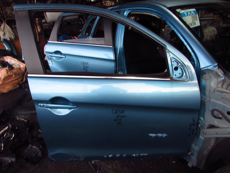 Дверь Mitsubishi Rvr