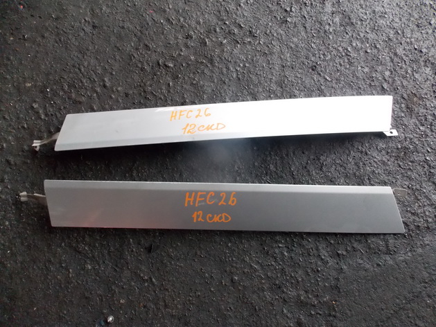 Заглушка полоза сдвижной двери Nissan Serena HFC26