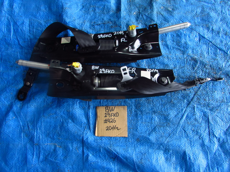 Ремень безопасности Volvo V70