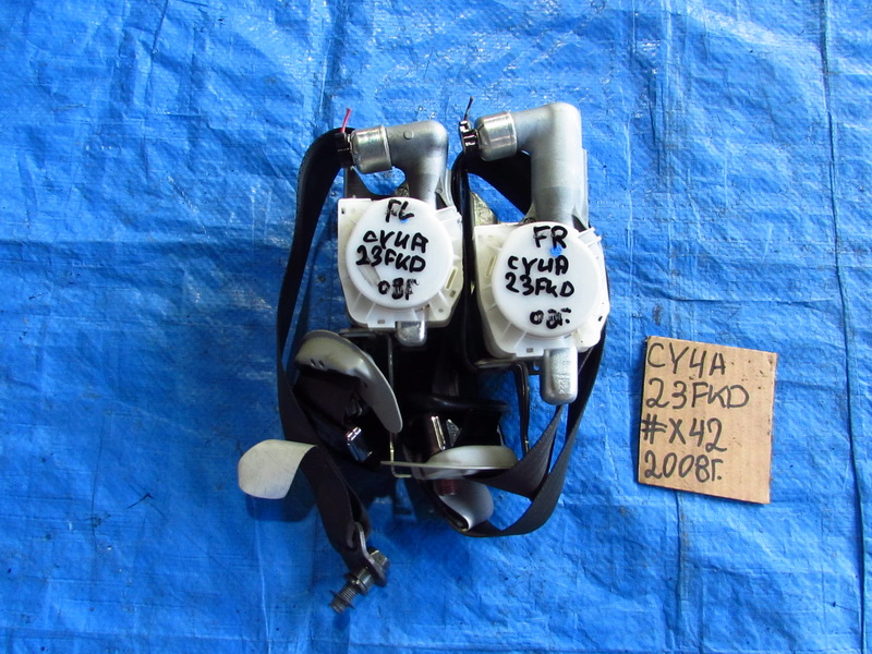 Ремень безопасности Mitsubishi Lancer