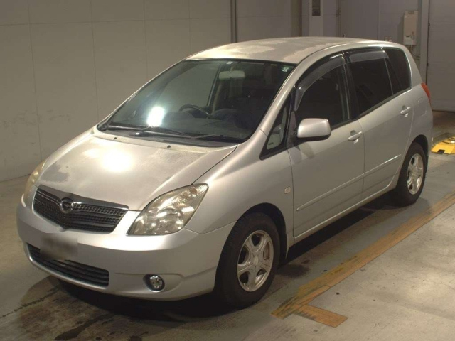 Toyota Corolla Spacio NZE121