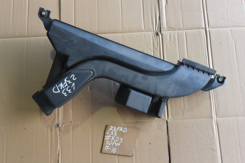 Воздухозаборник Nissan Teana L33