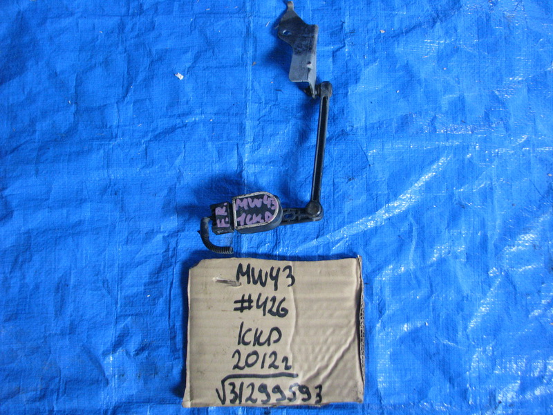 Датчик положения кузова Volvo V50