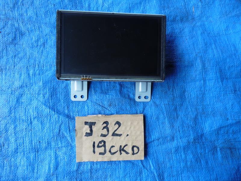 Монитор Nissan Teana