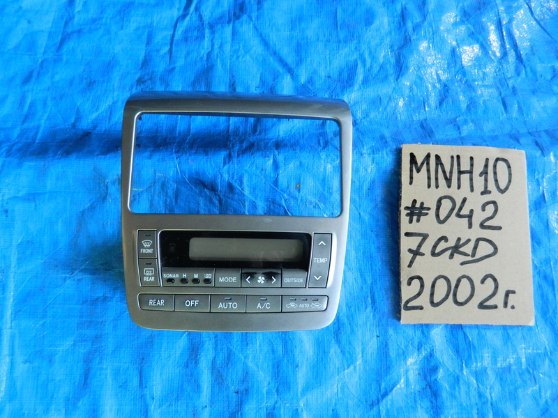 Блок управления климат-контролем Toyota Alphard MNH10