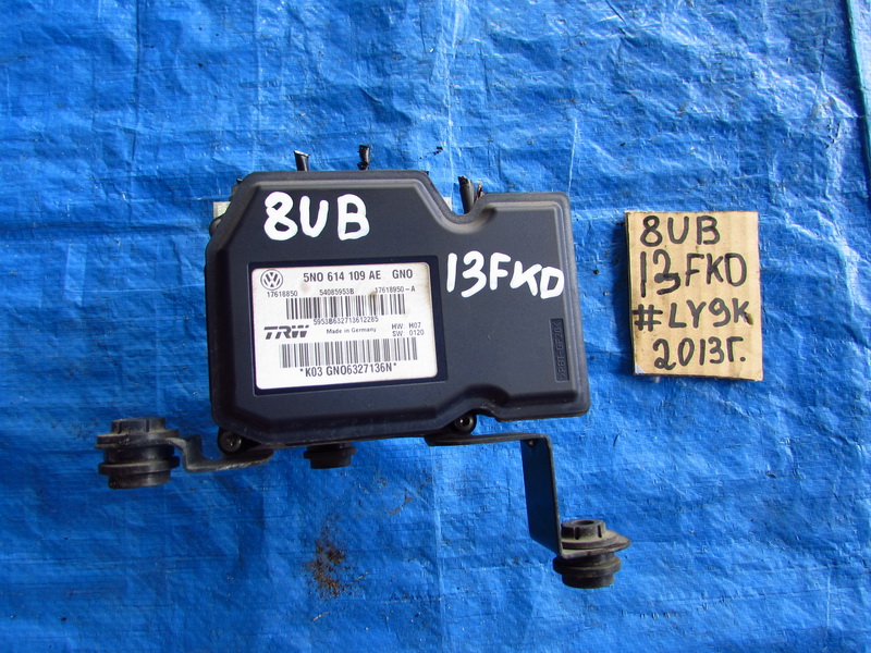 Блок АБС Audi Q3 8UB