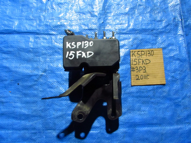 Блок АБС Toyota Vitz