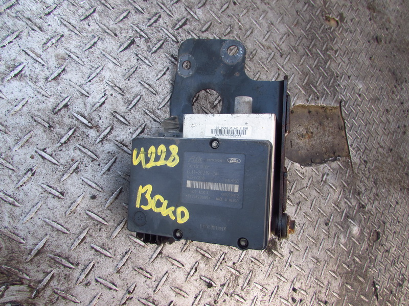 Блок АБС Lincoln Navigator U228