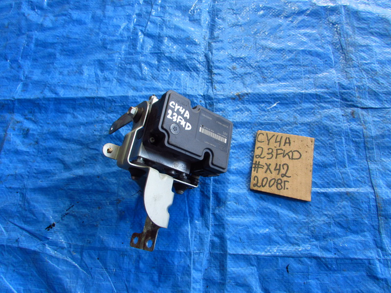 Блок АБС Mitsubishi Lancer