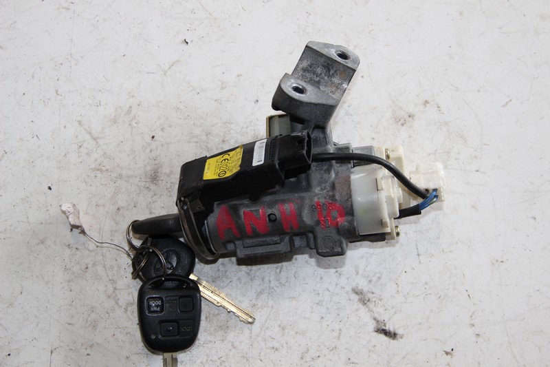 Замок зажигания Toyota Alphard