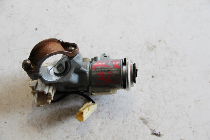 Замок зажигания Toyota Estima