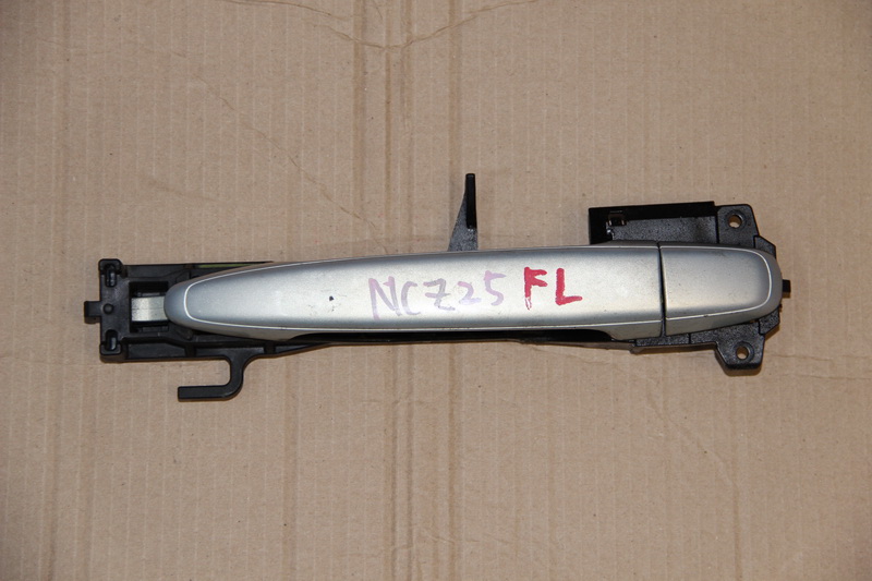 Ручка двери Toyota Raum NCZ25