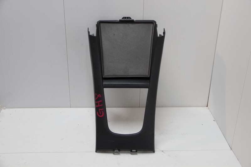 Консоль КПП Subaru Impreza