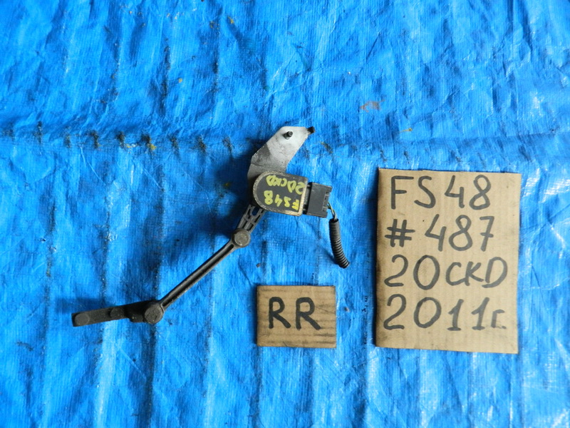 Датчик положения кузова Volvo S60