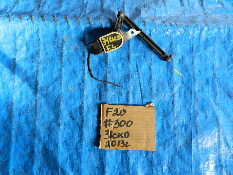 Датчик положения кузова BMW 1-series