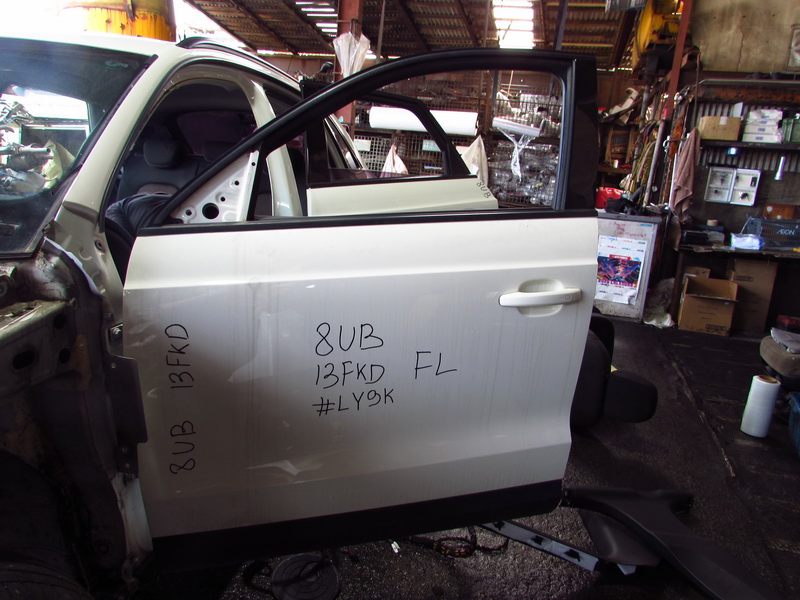Дверь Audi Q3