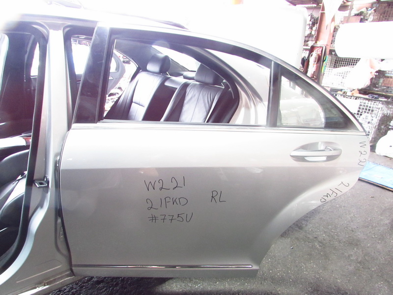 Дверь Mercedes-benz S-class W221