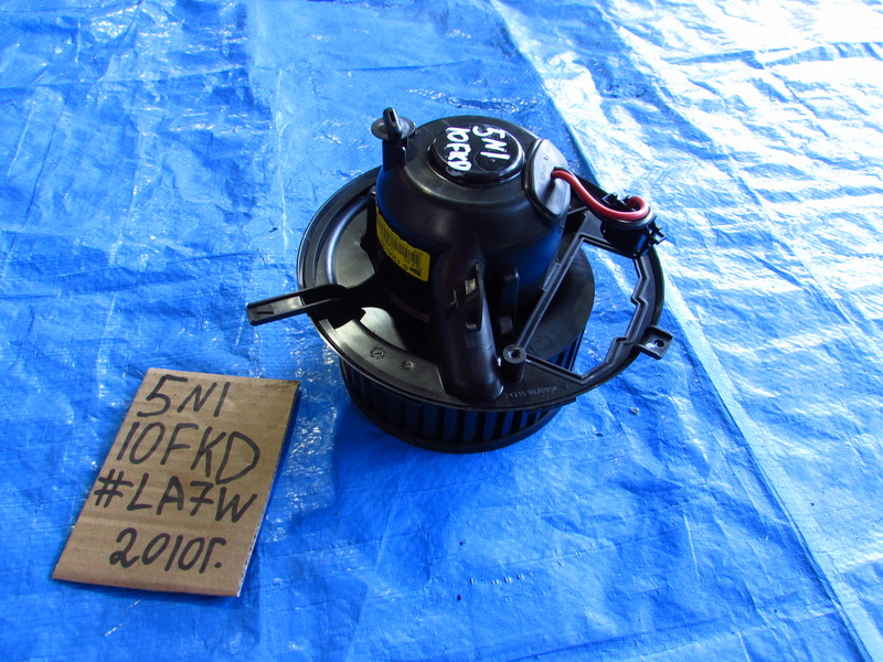 Моторчик печки Volkswagen Tiguan