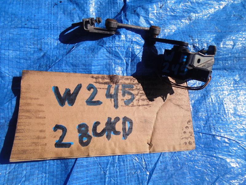 Датчик положения кузова Mercedes-benz B-class