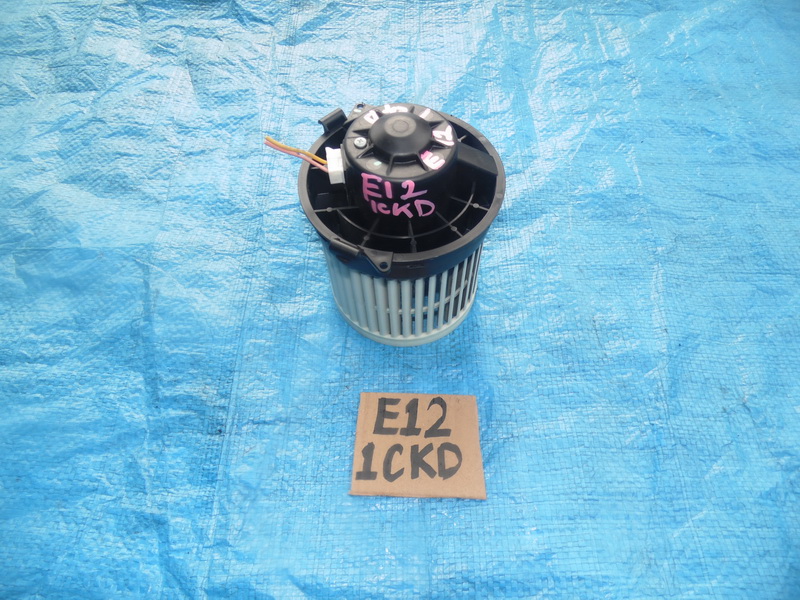 Моторчик печки Nissan Note