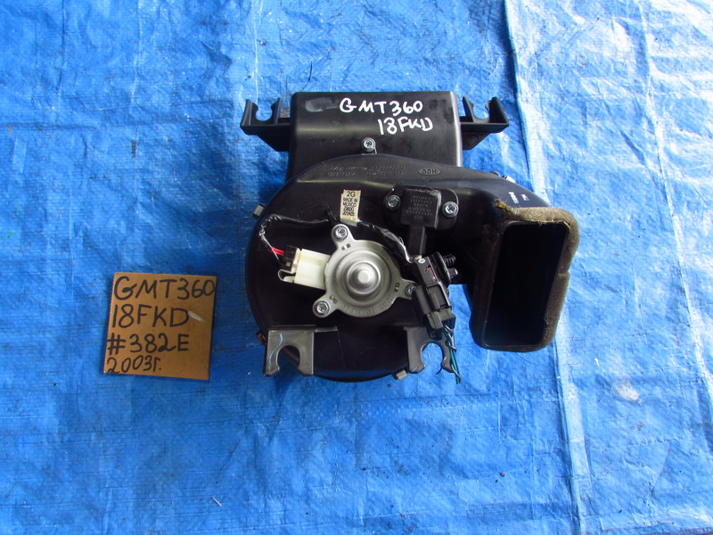 Моторчик печки Chevrolet Trailblazer GMT360