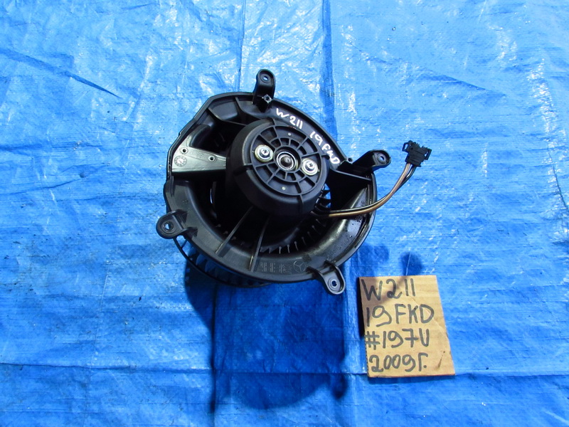 Моторчик печки Mercedes-benz E-class