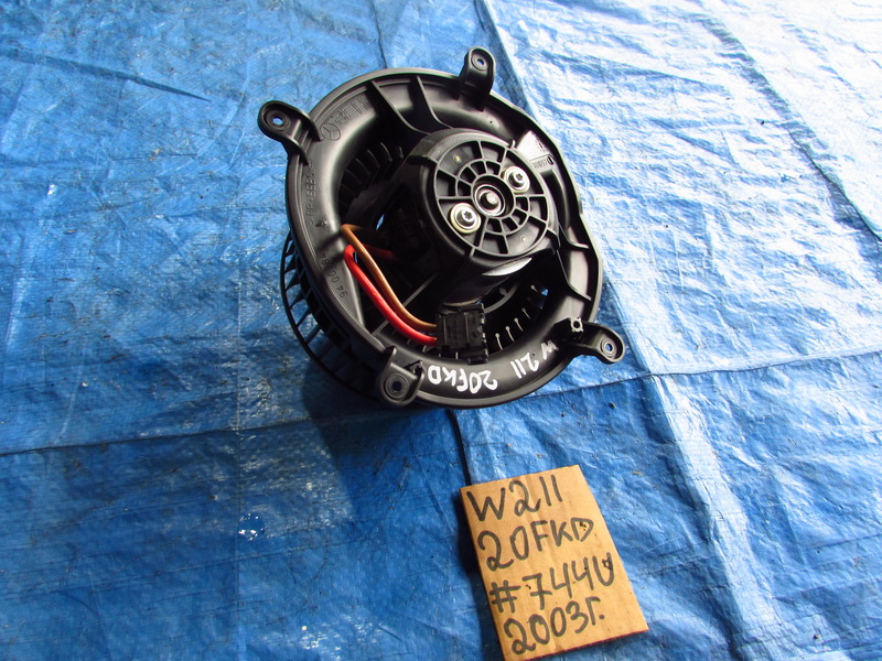 Моторчик печки Mercedes-benz E-class W211