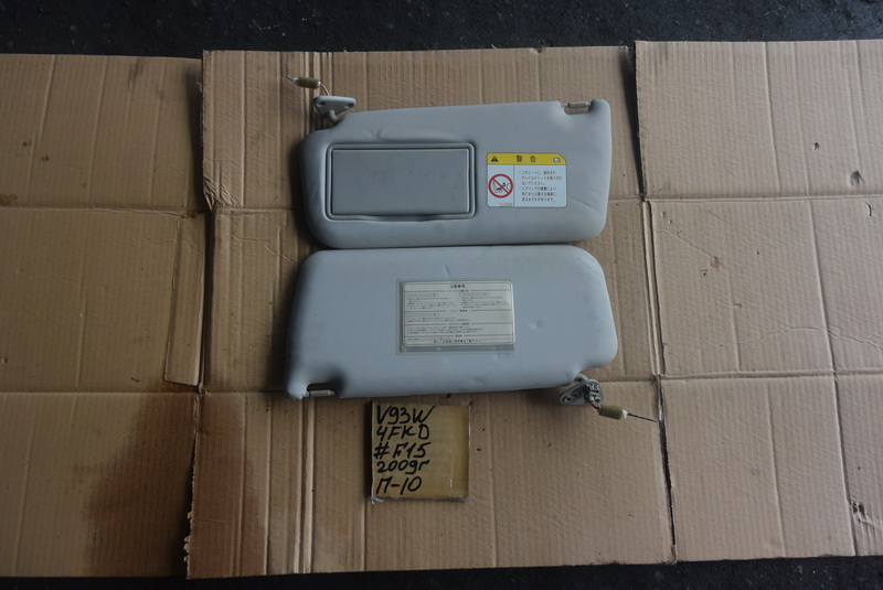 Козырек солнцезащитный Mitsubishi Pajero V93W