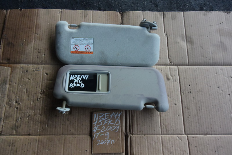 Козырек солнцезащитный Toyota Corolla Fielder NZE141