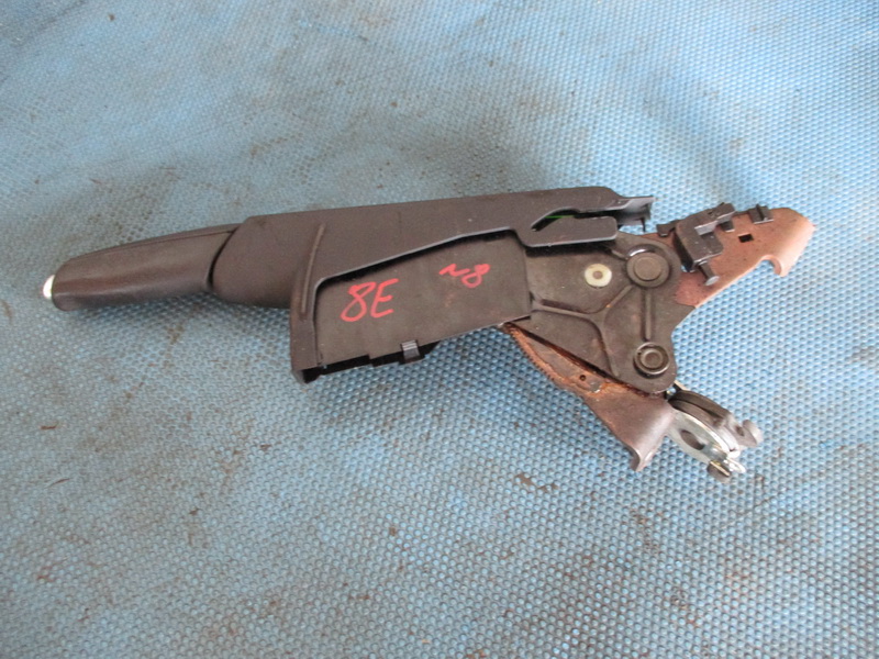 Ручка ручника Audi A4 8EC