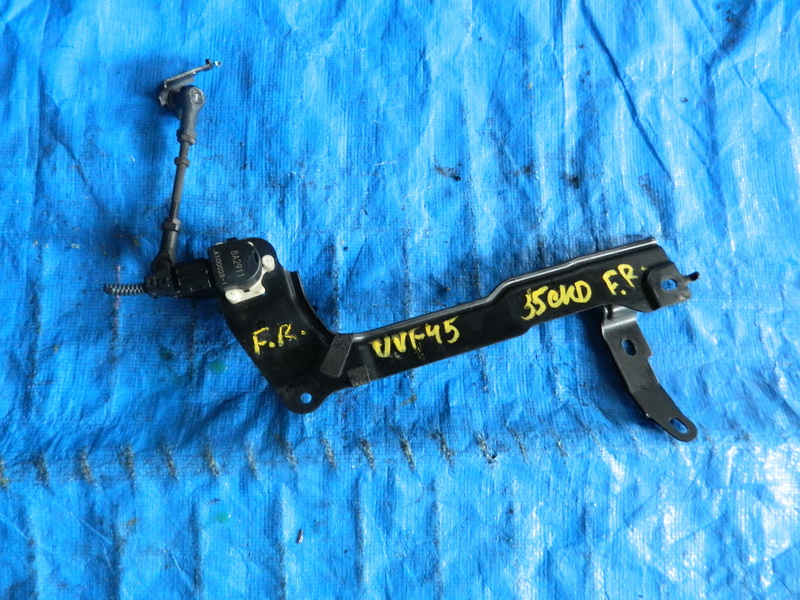 Датчик положения кузова Lexus Ls600h