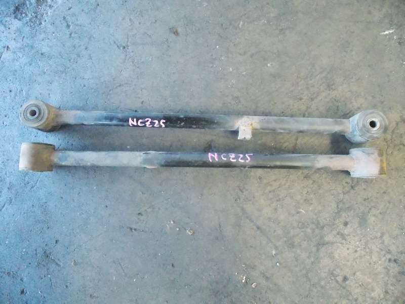 Тяга подвески Toyota Raum NCZ25