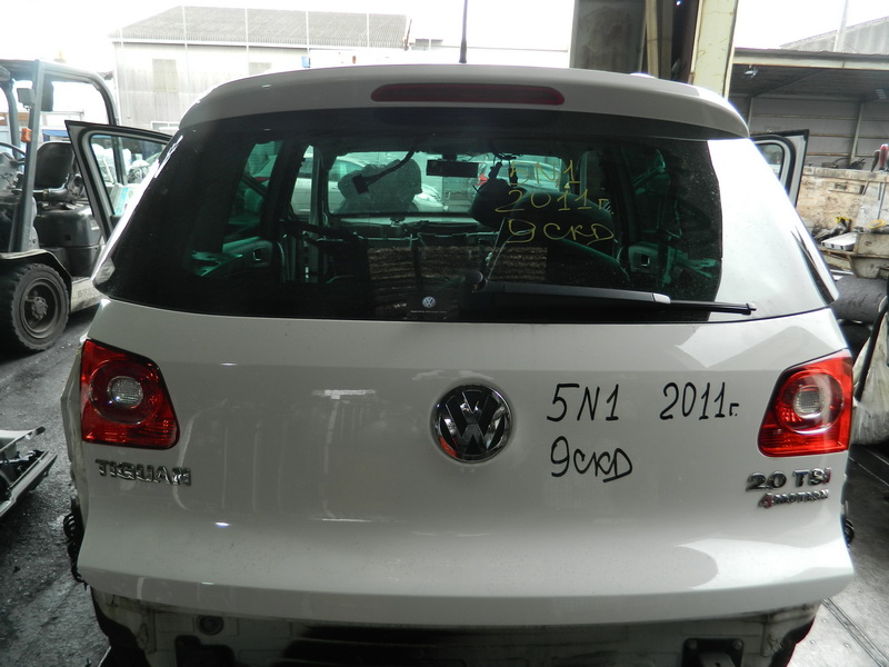 Дверь задняя Volkswagen Tiguan 5N1