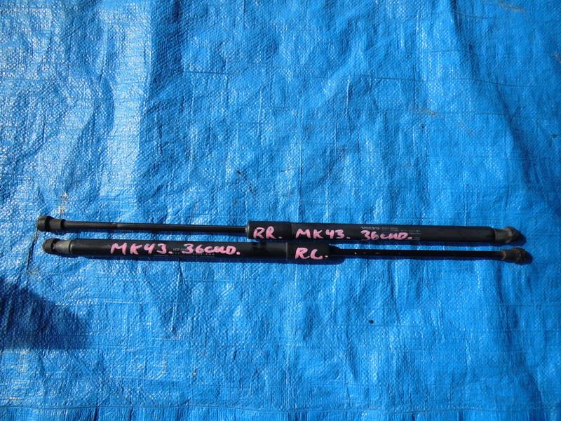 Амортизатор задней двери Volvo C30 MK43