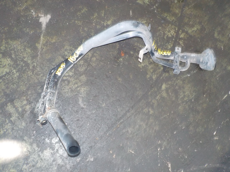 Горловина топливного бака Nissan Skyline