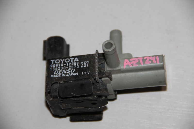 Вакуумный клапан Toyota Caldina AZT241