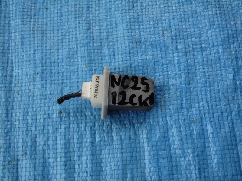 Резистор печки Nissan Serena NC25