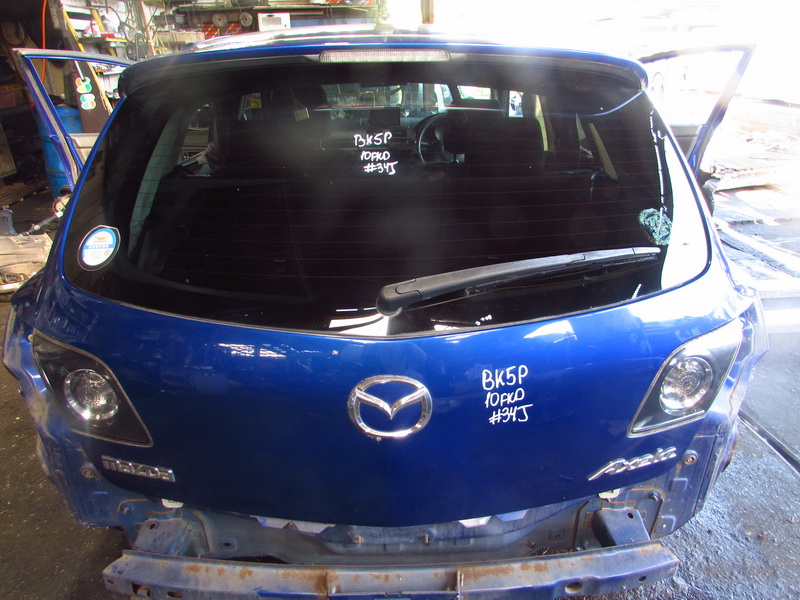 Дверь задняя Mazda Axela