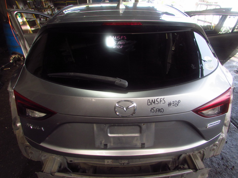 Дверь задняя Mazda Axela