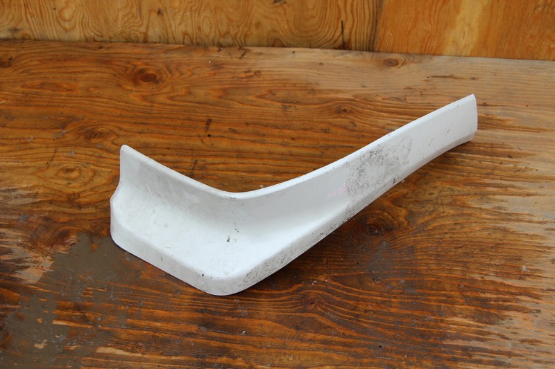 Брызговик Mitsubishi Pajero V75W