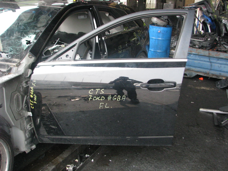 Дверь Cadillac Cts