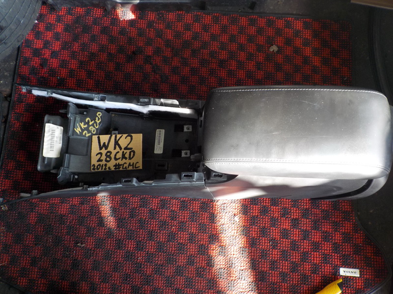 Подлокотник Jeep Grand Cherokee