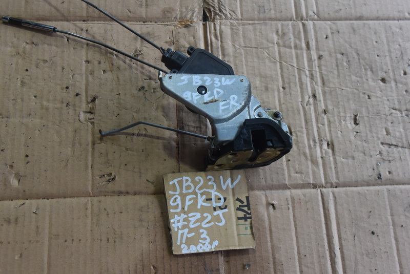 Замок двери Suzuki Jimny JB23W