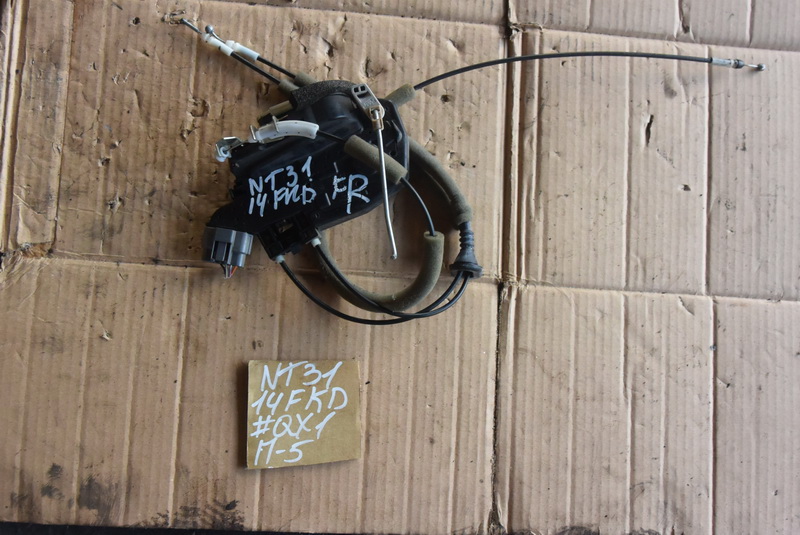 Замок двери Nissan X-Trail