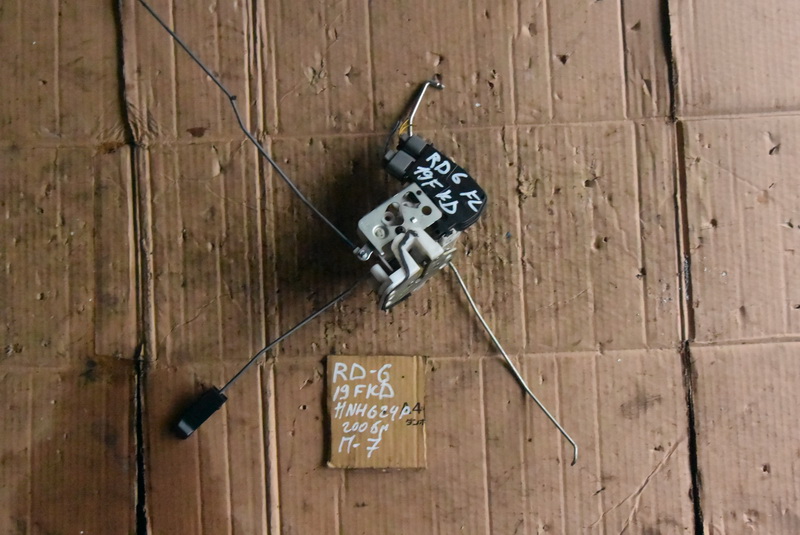 Замок двери Honda CR-V RD6