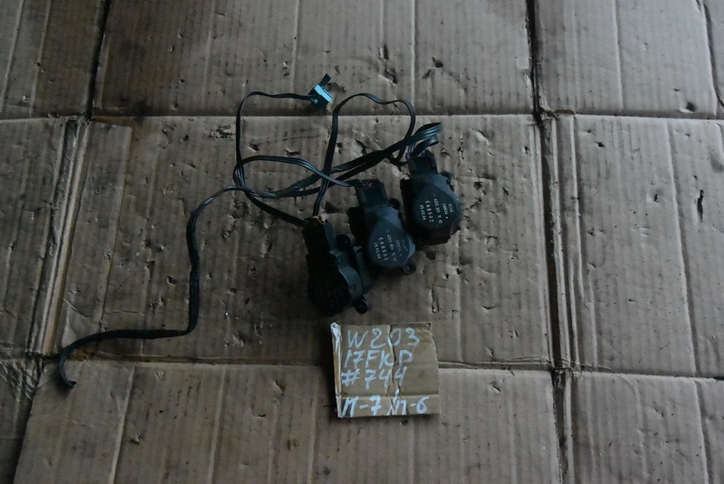 Сервопривод печки Mercedes-benz C-class W203