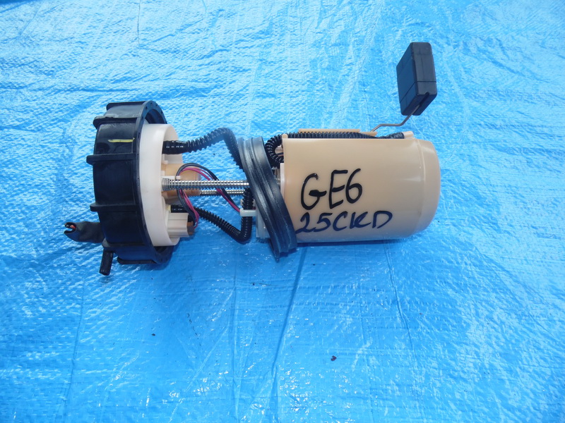 Топливный насос Honda Fit