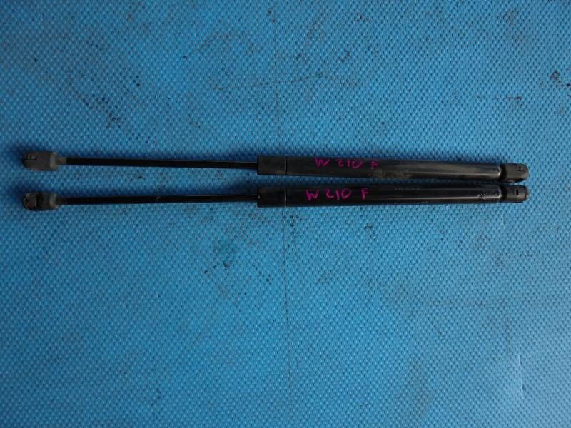 Амортизатор капота Mercedes-benz E-class